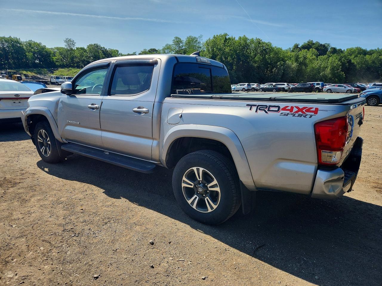 2017 TOYOTA TACOMA