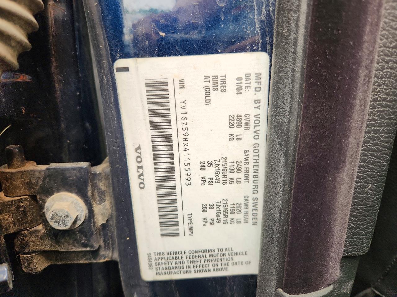 2004 VOLVO XC70