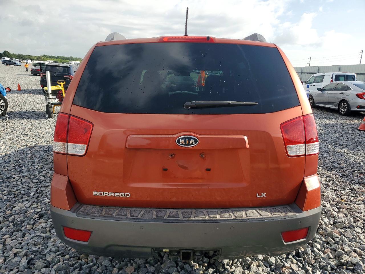 2009 KIA BORREGO