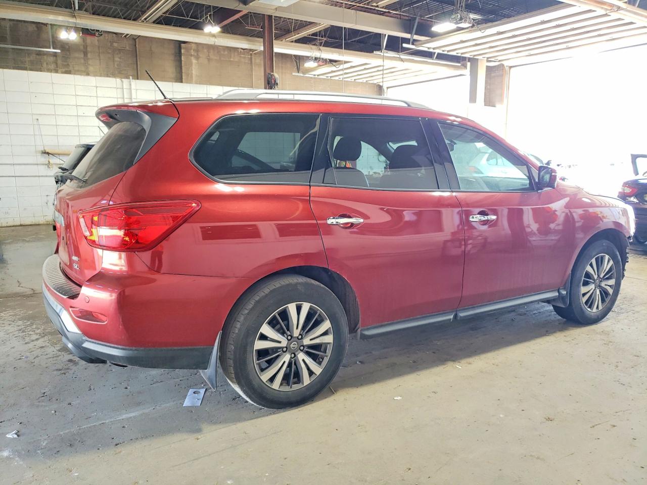 2017 NISSAN PATHFINDER