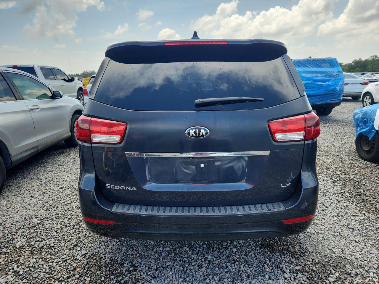 2015 KIA SEDONA