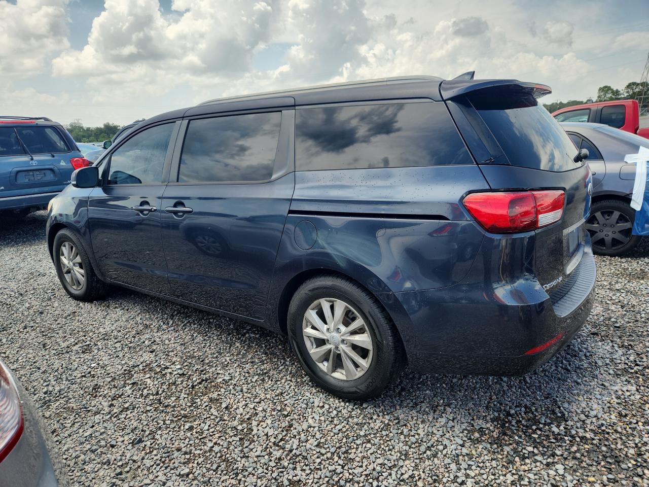 2015 KIA SEDONA