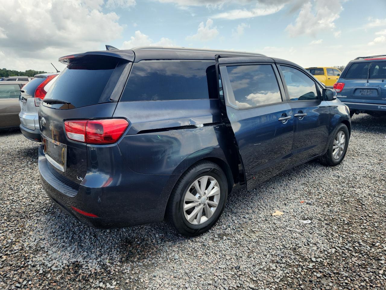 2015 KIA SEDONA