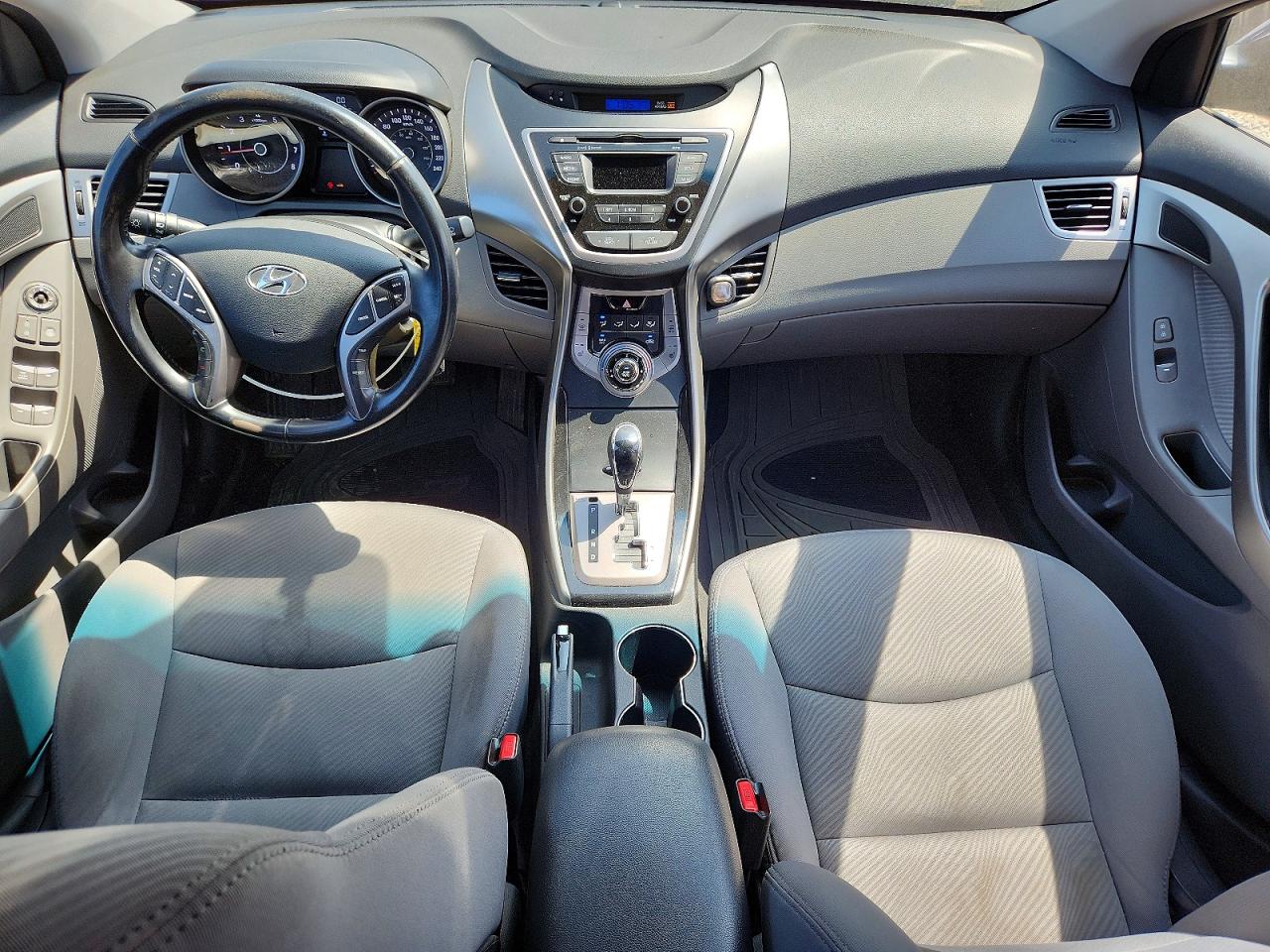 2013 HYUNDAI ELANTRA