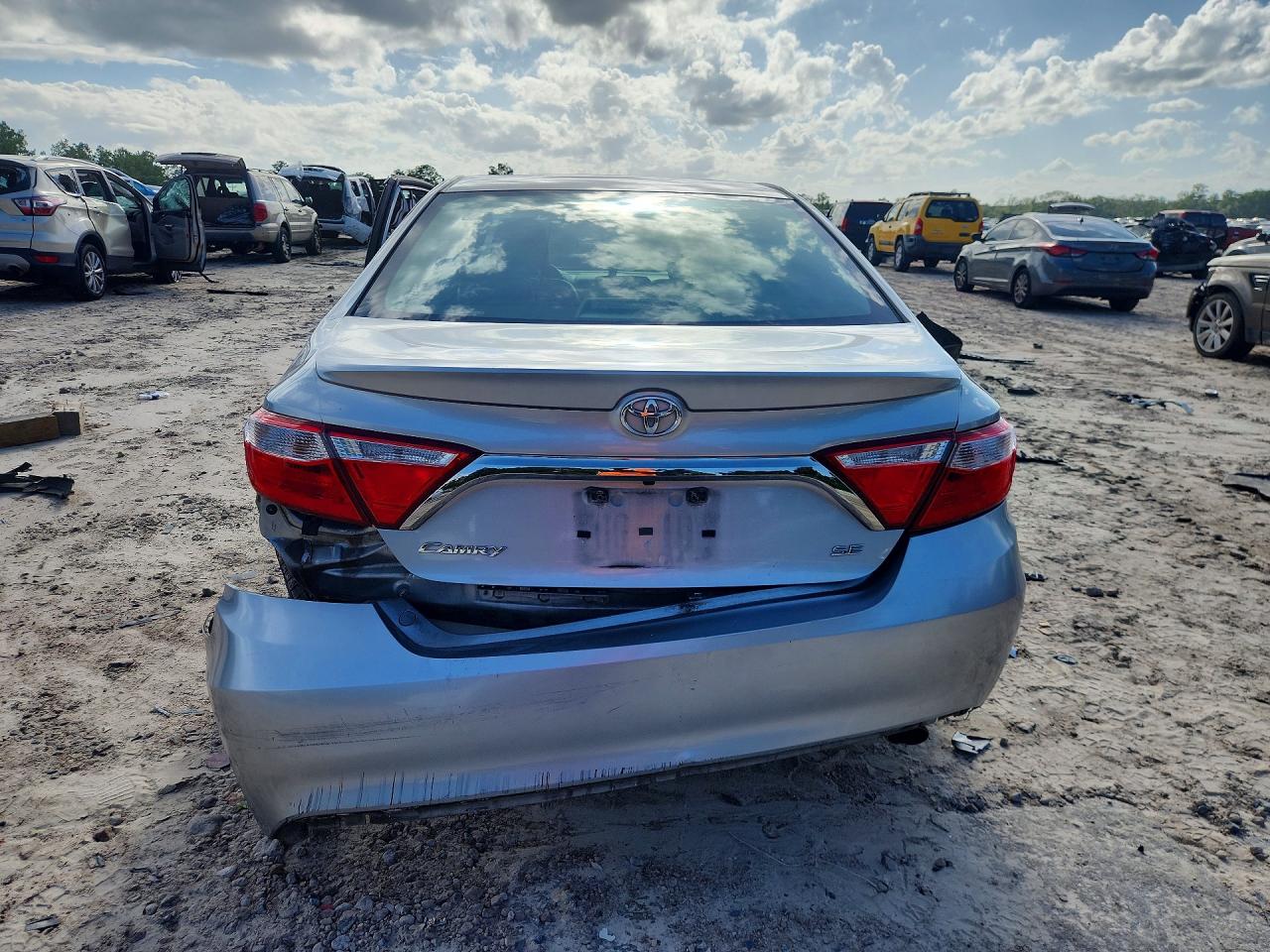 2017 TOYOTA CAMRY