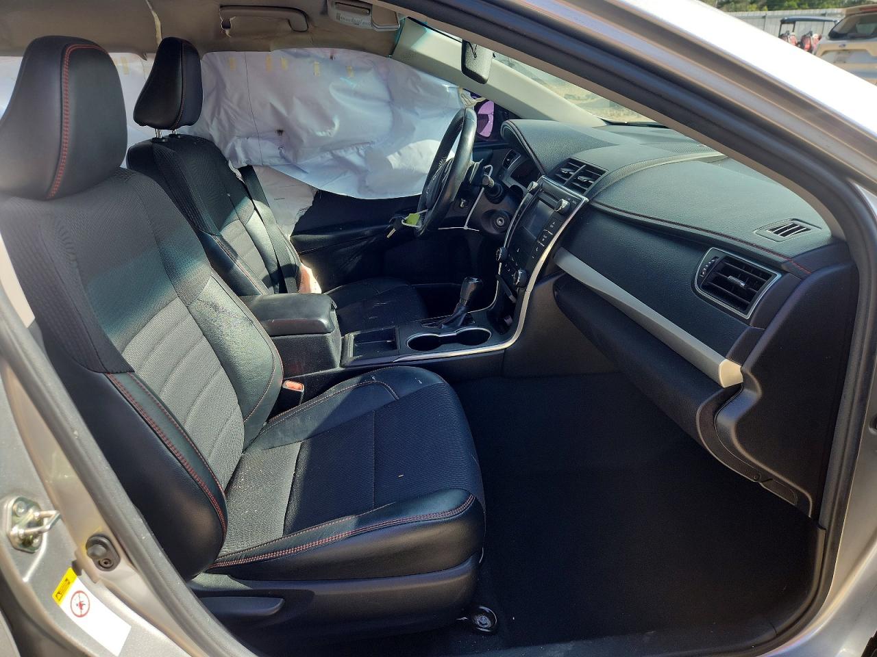 2017 TOYOTA CAMRY