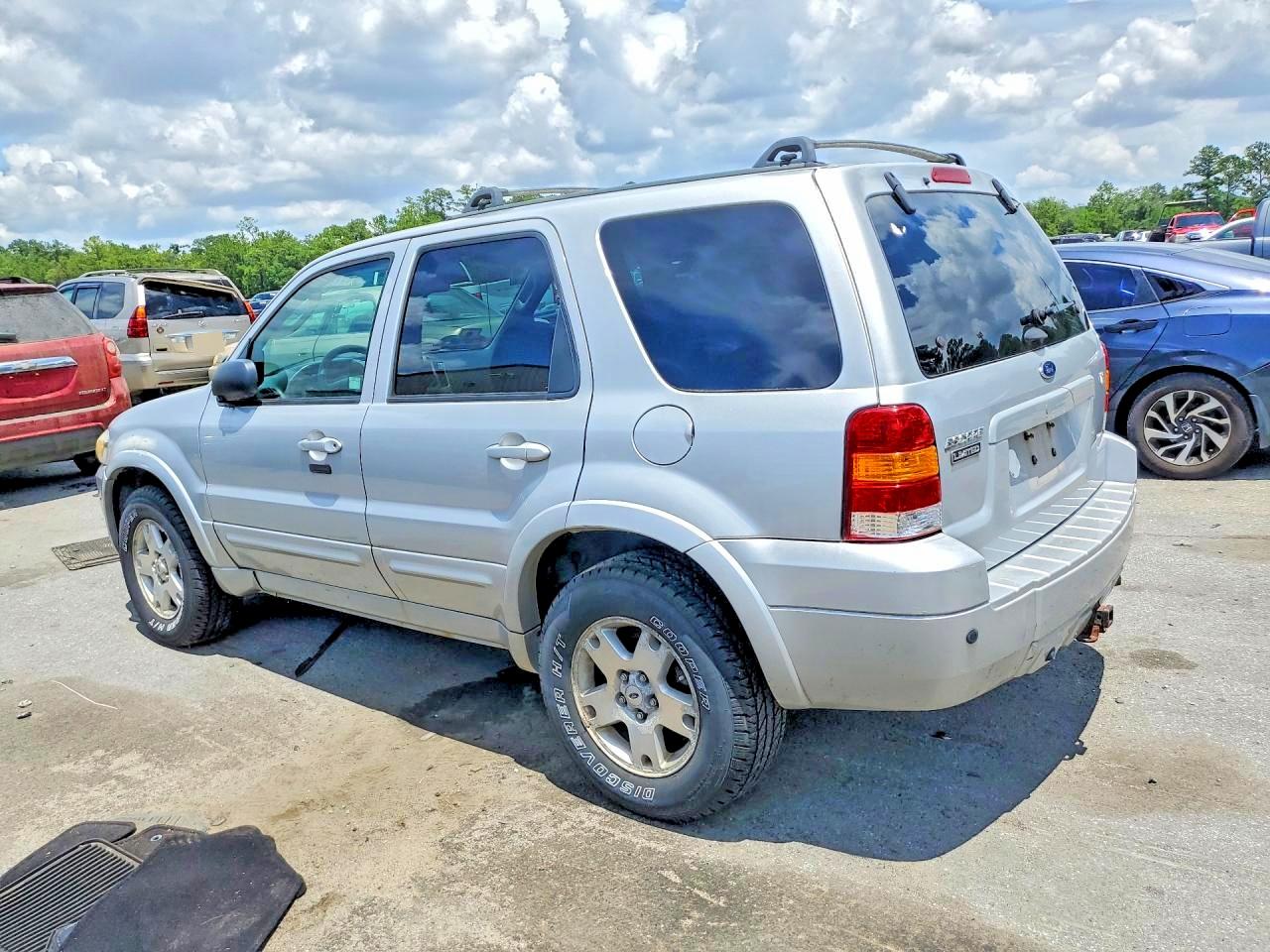 2006 FORD ESCAPE