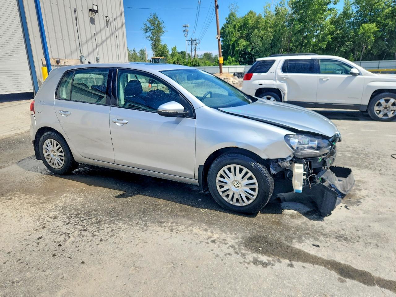 2014 VOLKSWAGEN GOLF