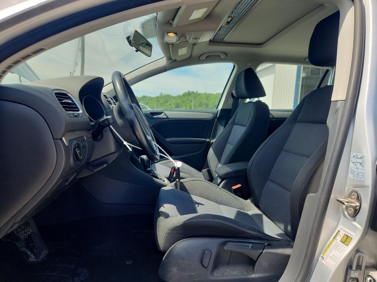 2014 VOLKSWAGEN GOLF