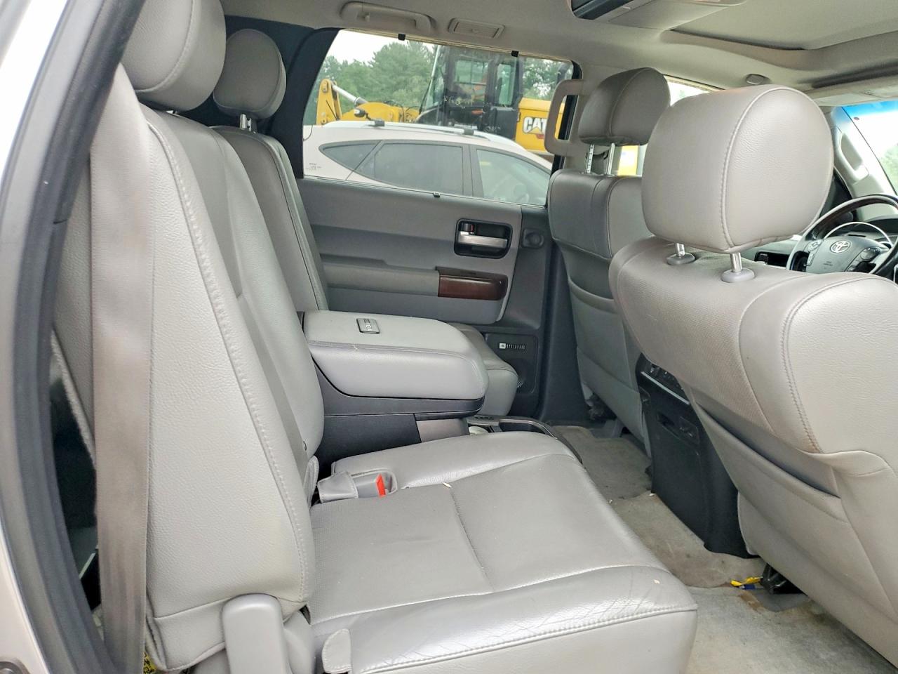 2011 TOYOTA SEQUOIA