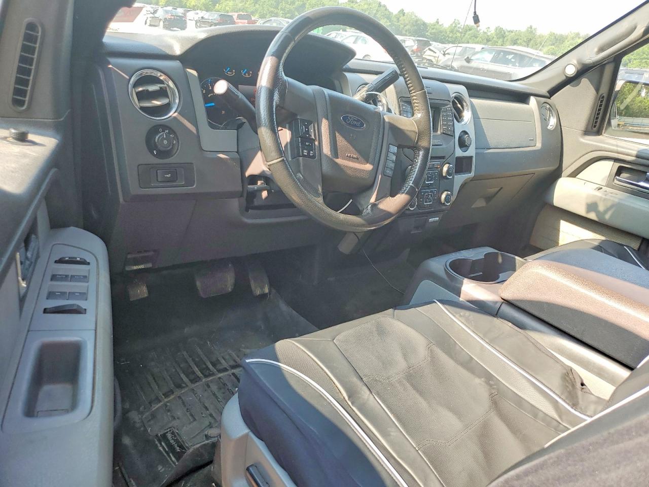 2013 FORD F150