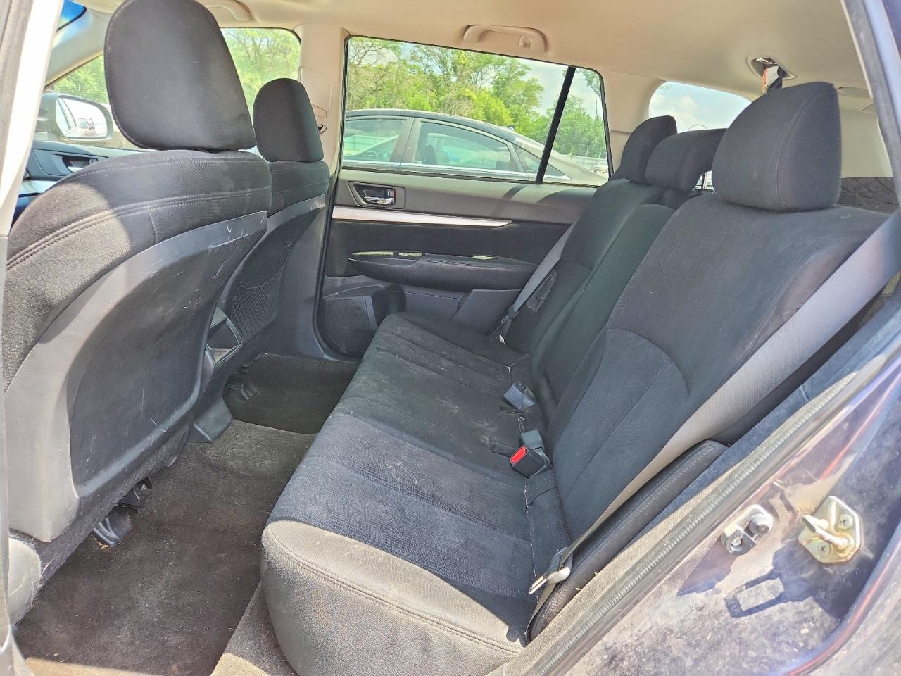 2014 SUBARU OUTBACK