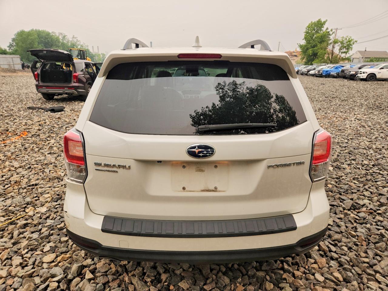 2018 SUBARU FORESTER