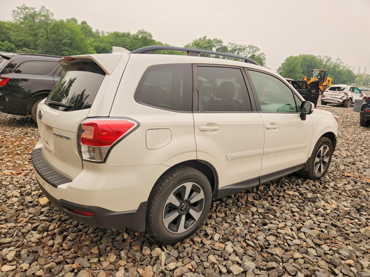 2018 SUBARU FORESTER