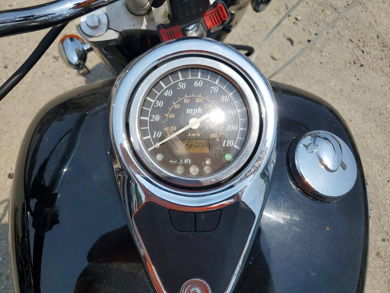 2005 SUZUKI BOULEVARD