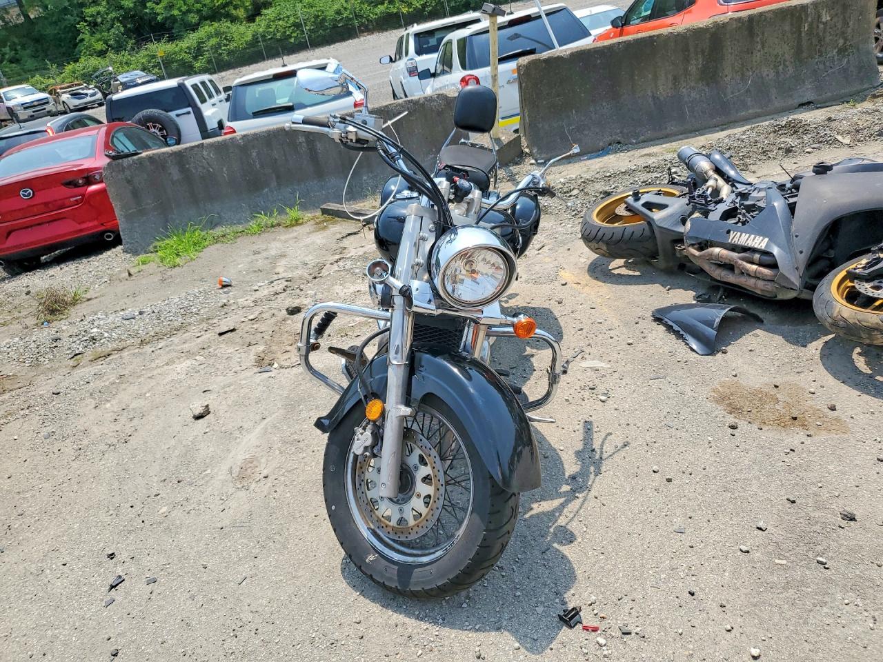 2005 SUZUKI BOULEVARD