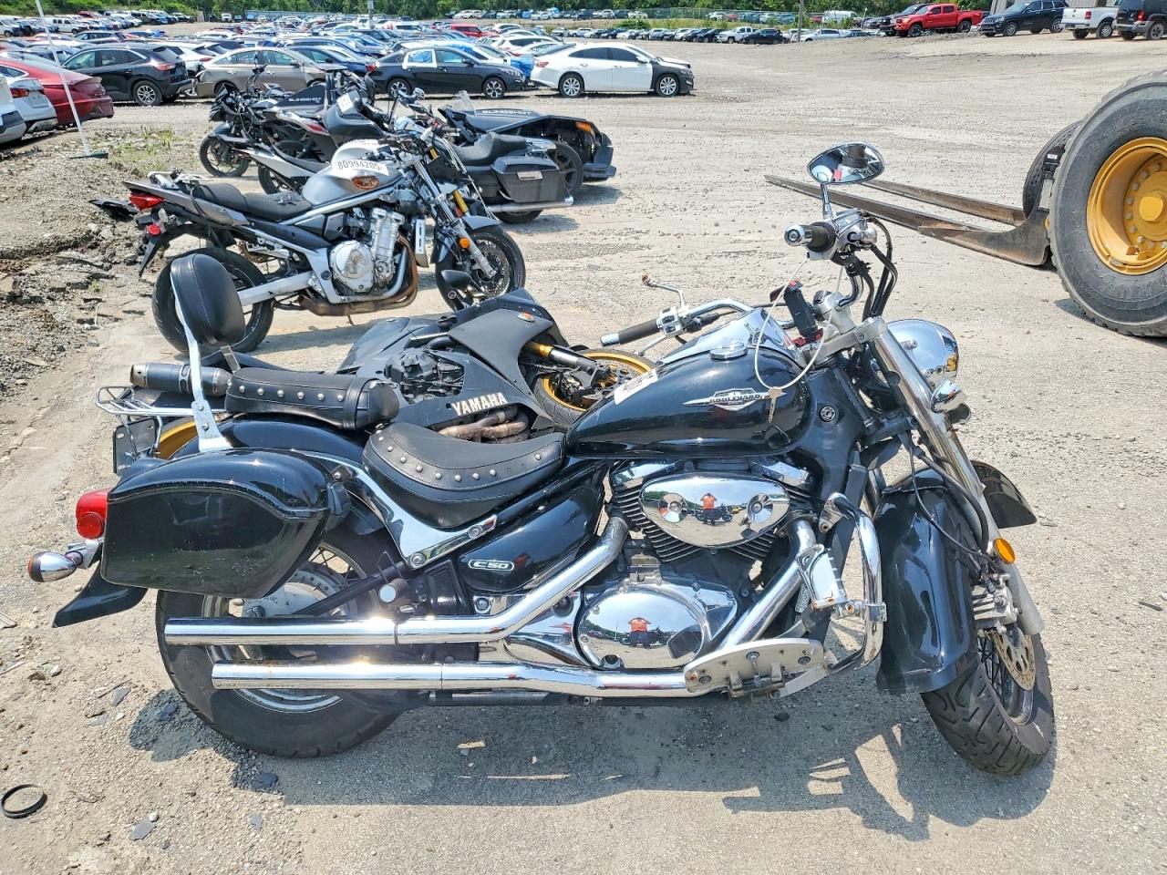 2005 SUZUKI BOULEVARD