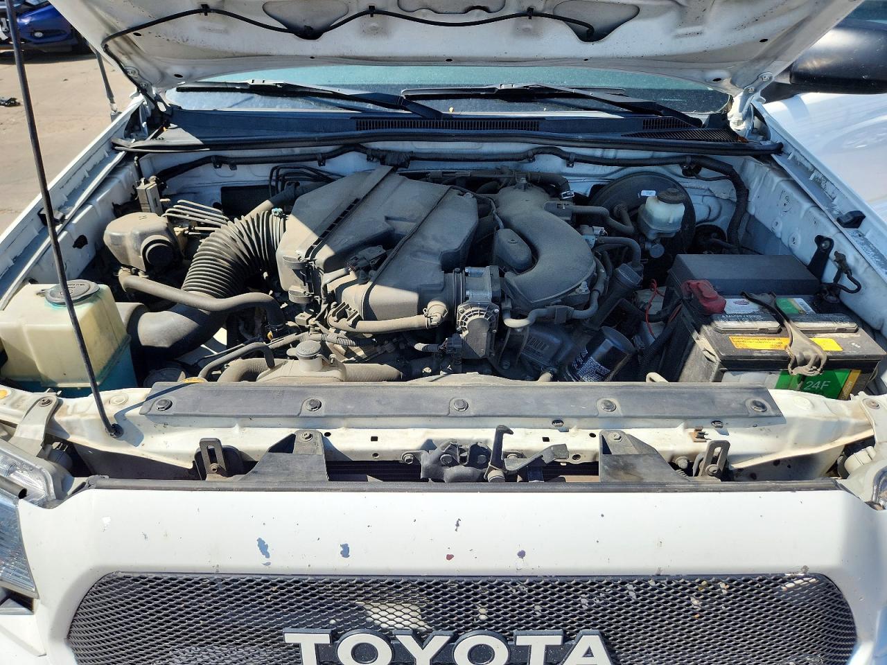 2012 TOYOTA TACOMA