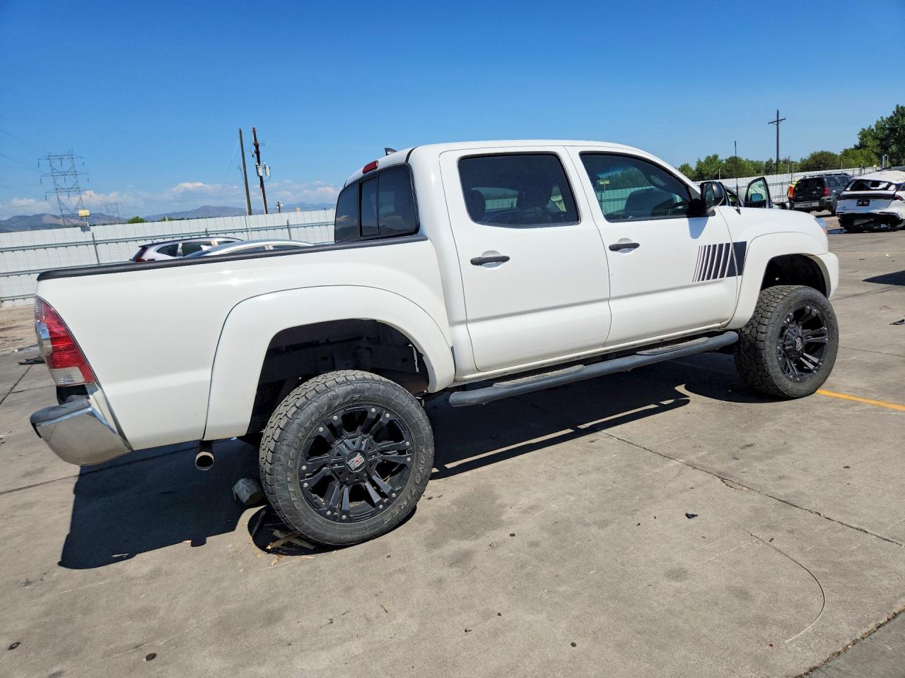 2012 TOYOTA TACOMA