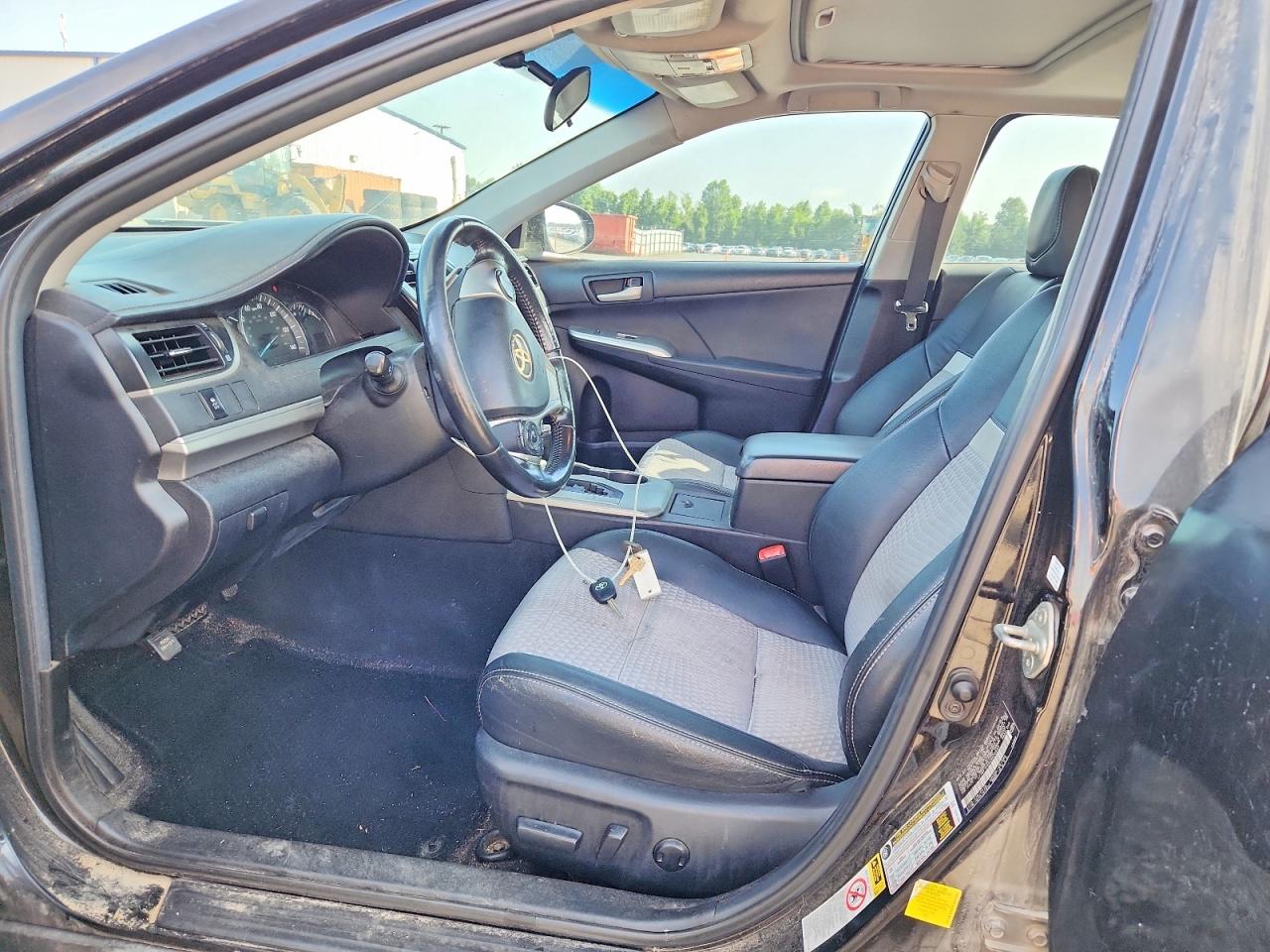 2012 TOYOTA CAMRY