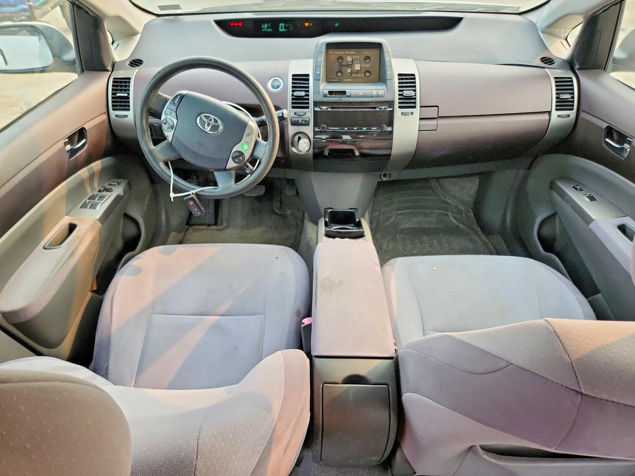 2004 TOYOTA PRIUS