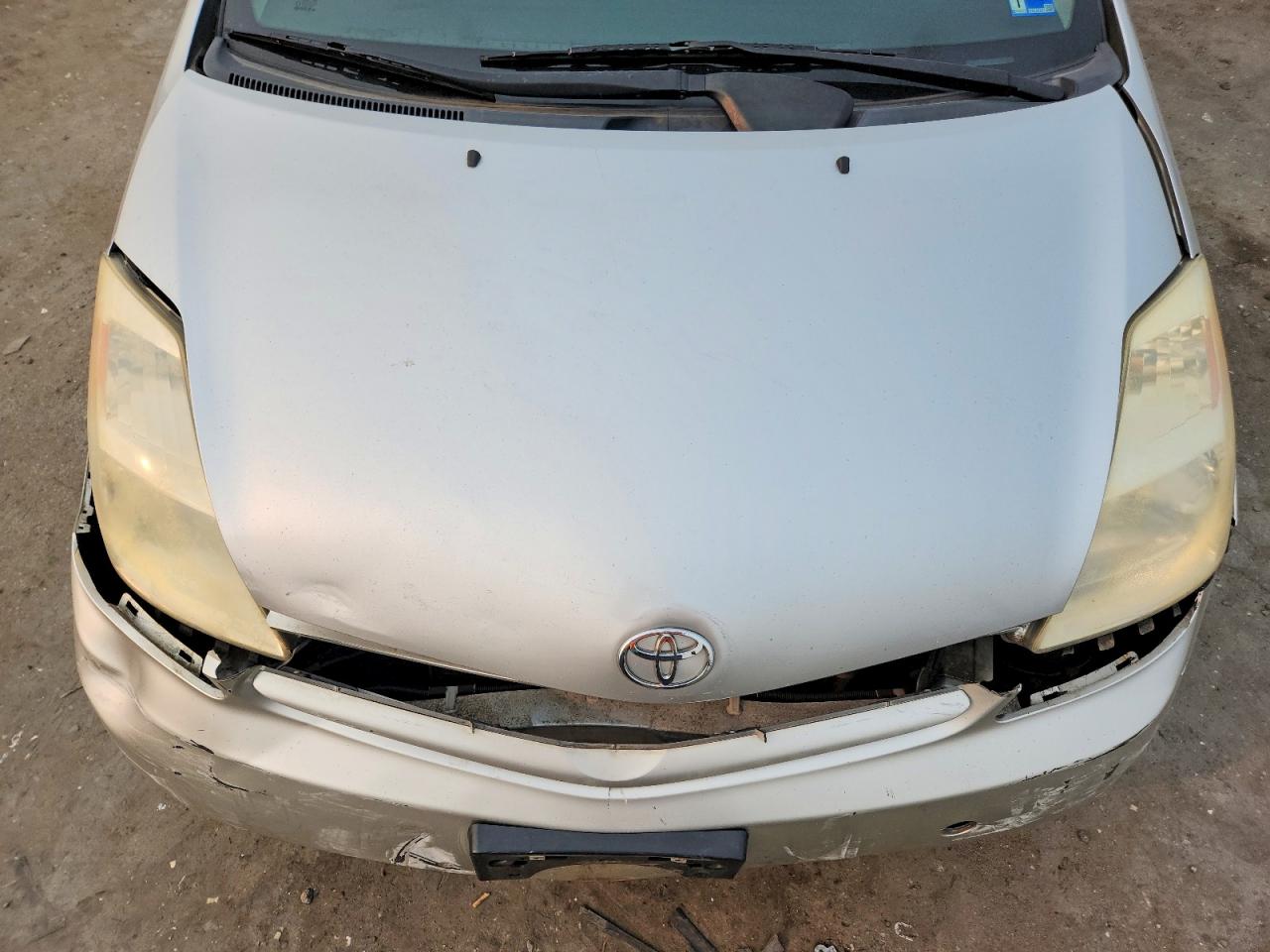 2004 TOYOTA PRIUS