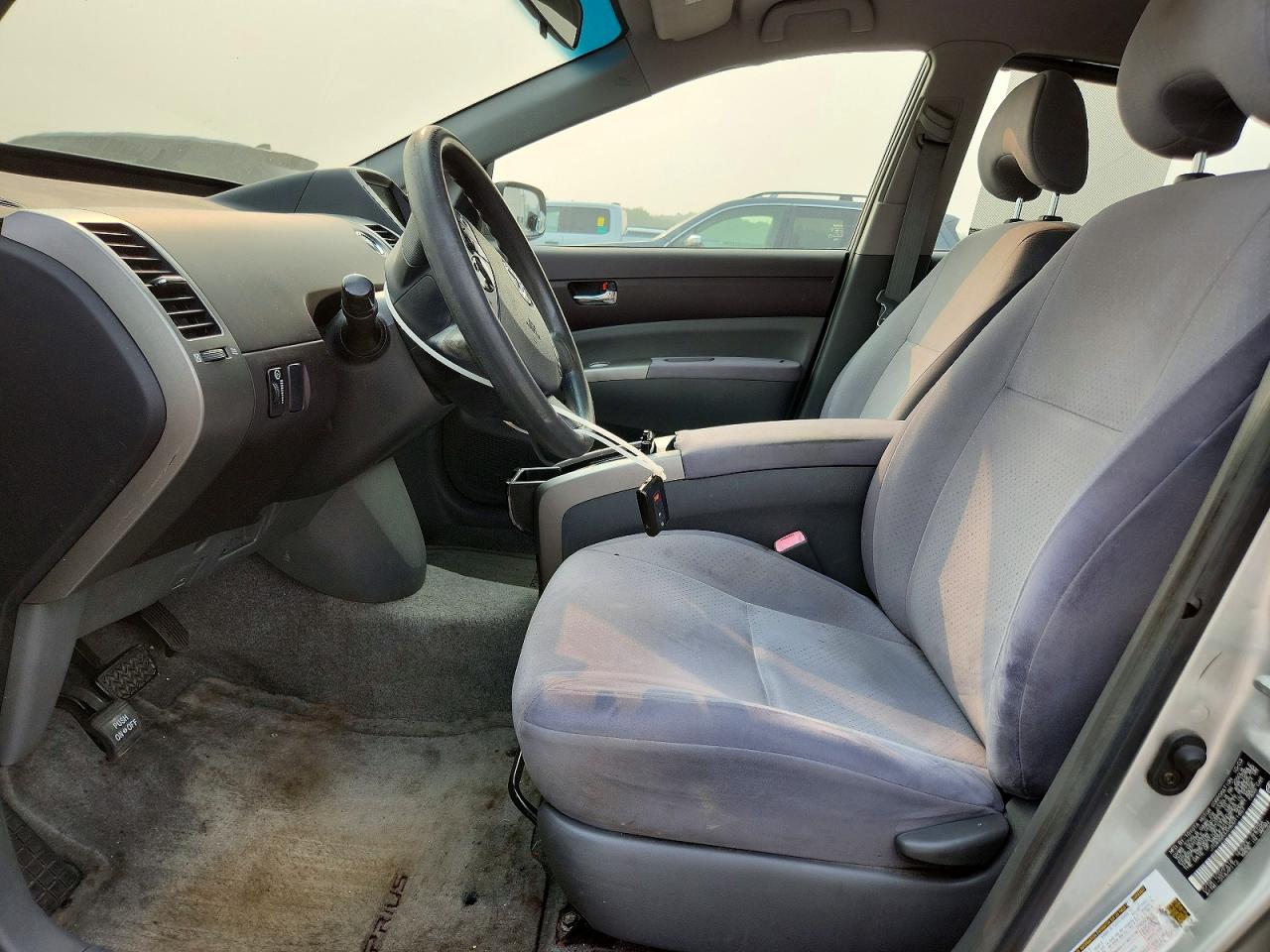 2004 TOYOTA PRIUS