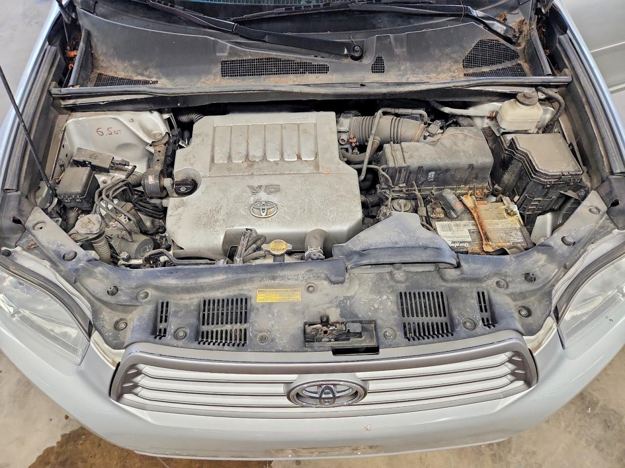 2010 TOYOTA HIGHLANDER