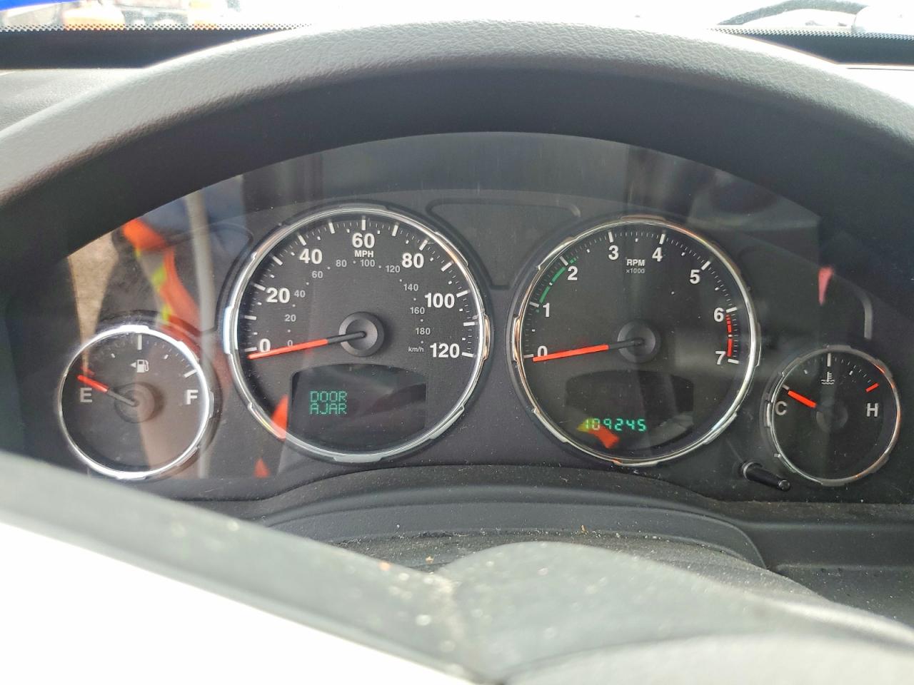 2012 JEEP LIBERTY