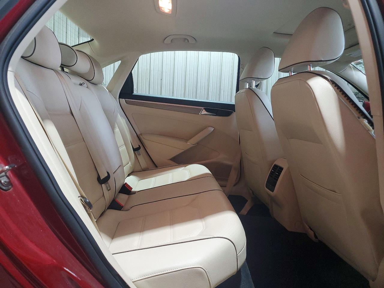 2018 VOLKSWAGEN PASSAT