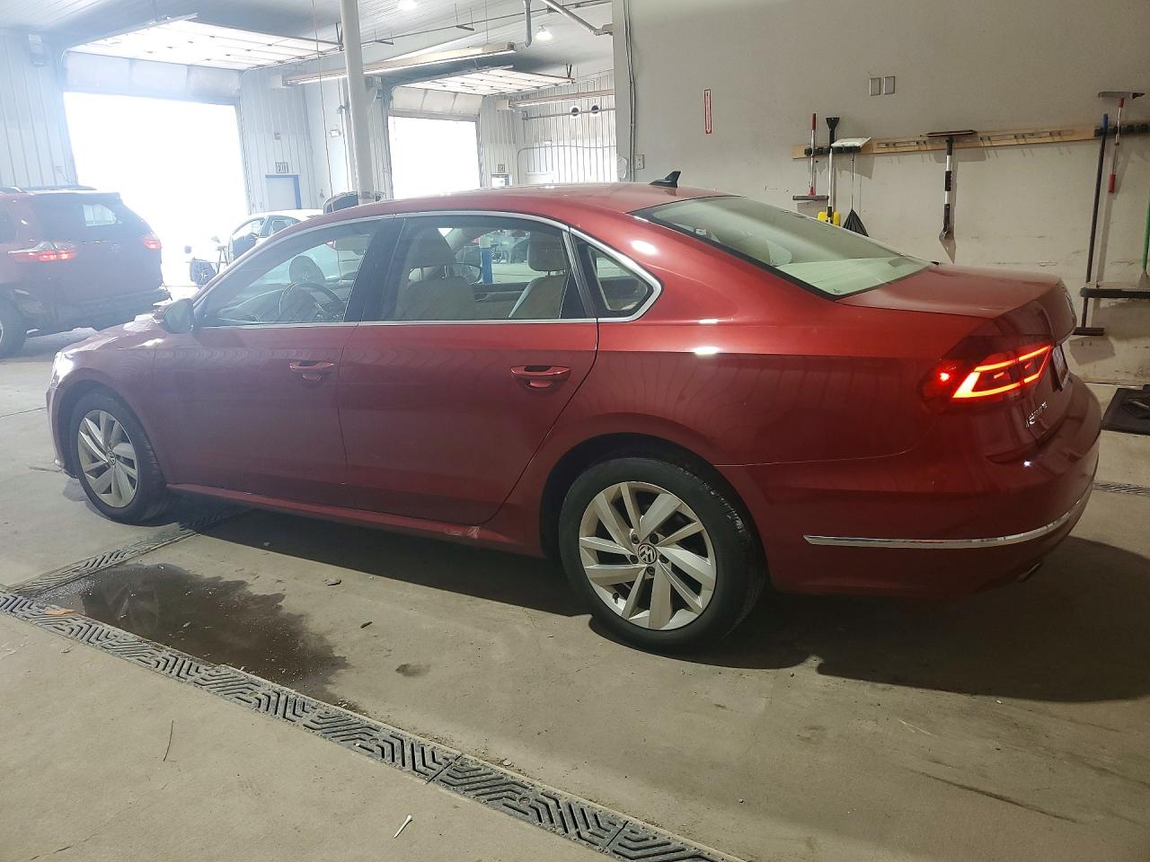 2018 VOLKSWAGEN PASSAT