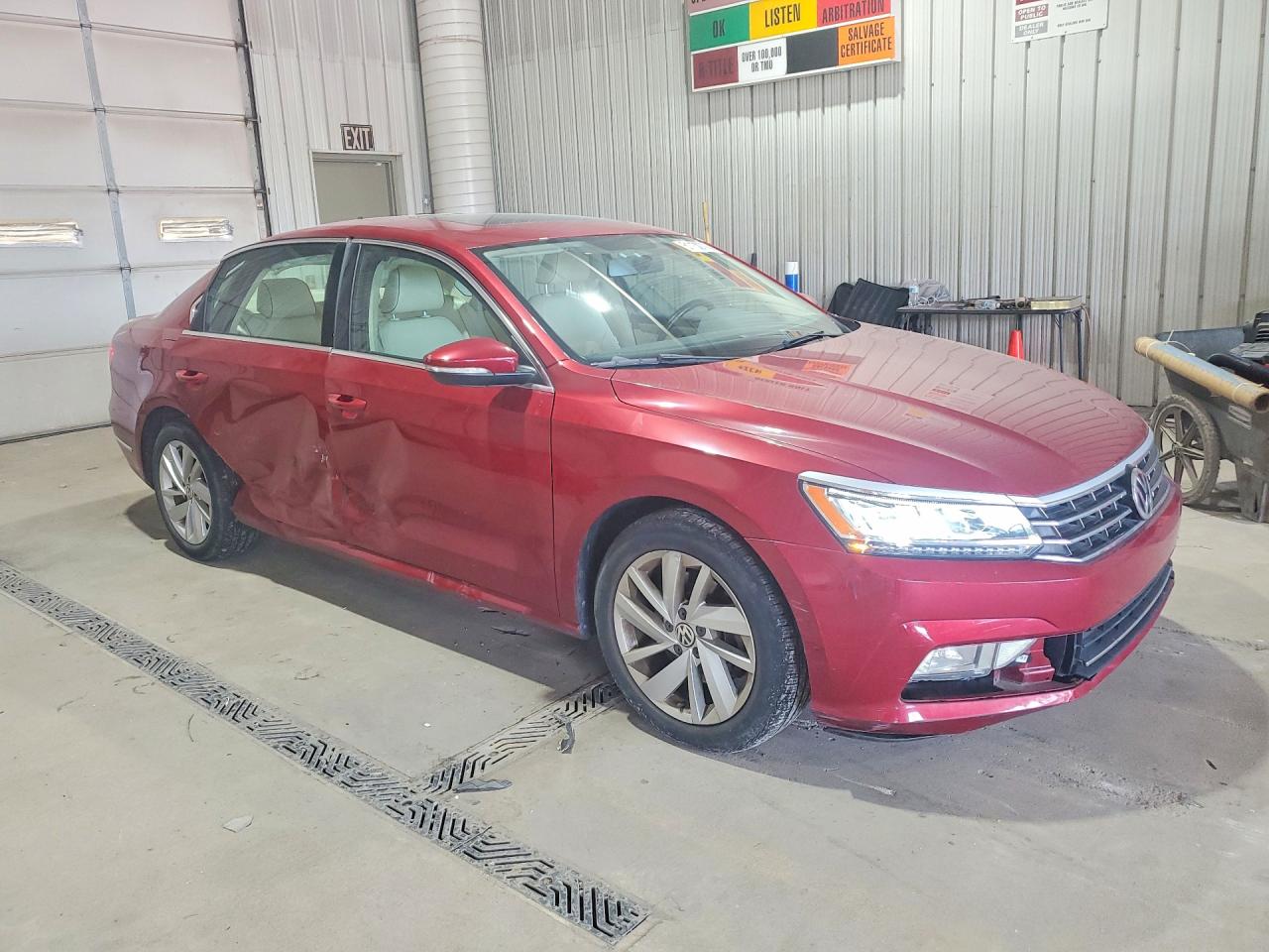 2018 VOLKSWAGEN PASSAT