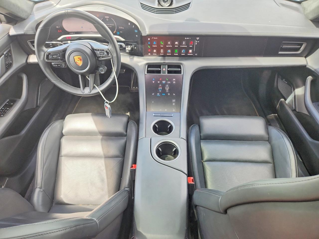2020 PORSCHE TAYCAN