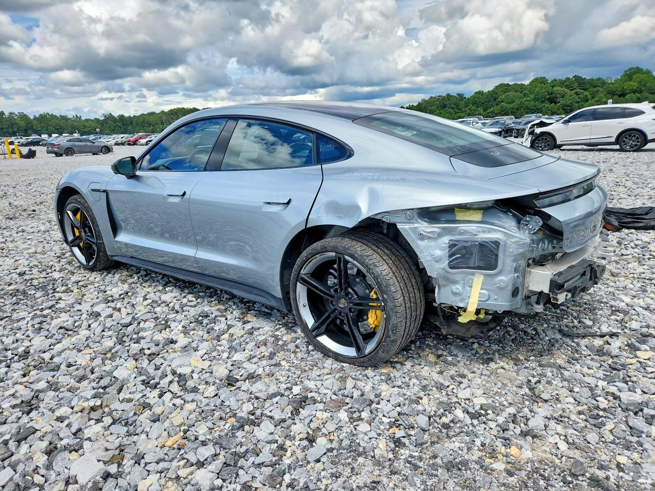 2020 PORSCHE TAYCAN