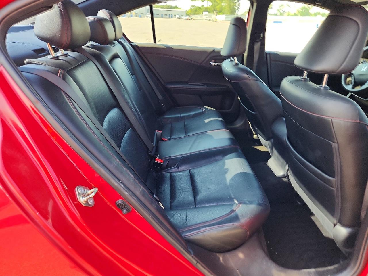 2017 HONDA ACCORD