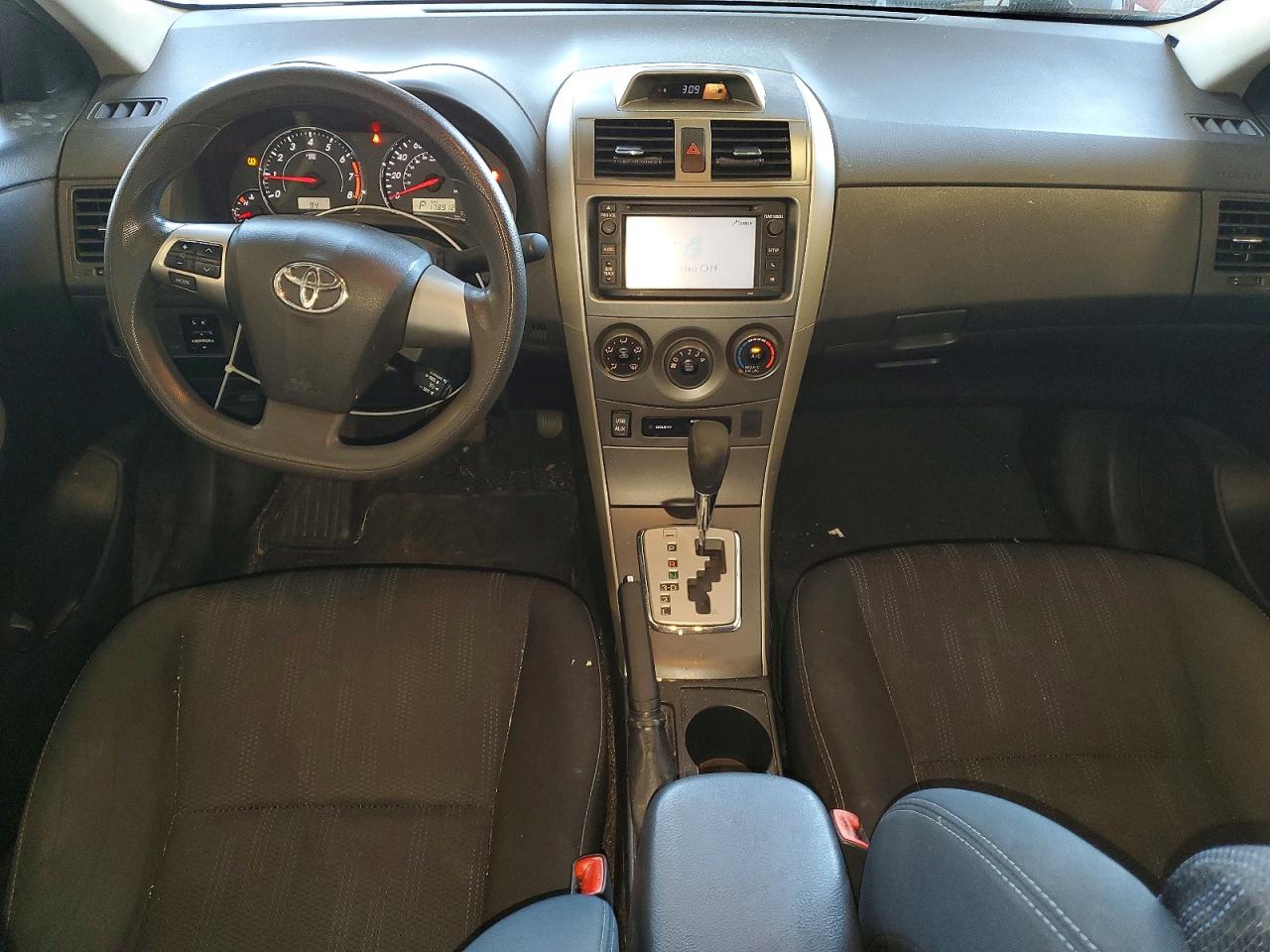 2013 TOYOTA COROLLA
