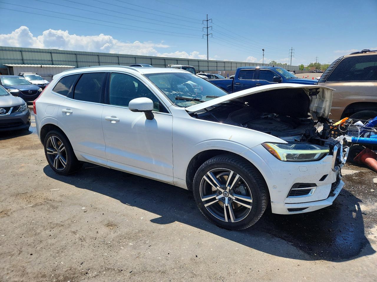 2019 VOLVO XC60