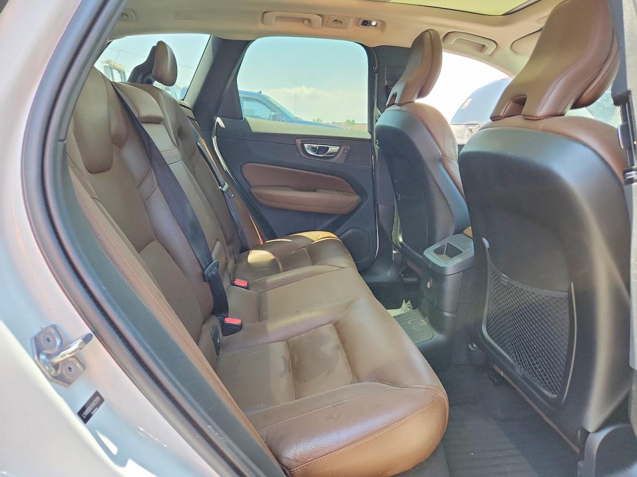 2019 VOLVO XC60