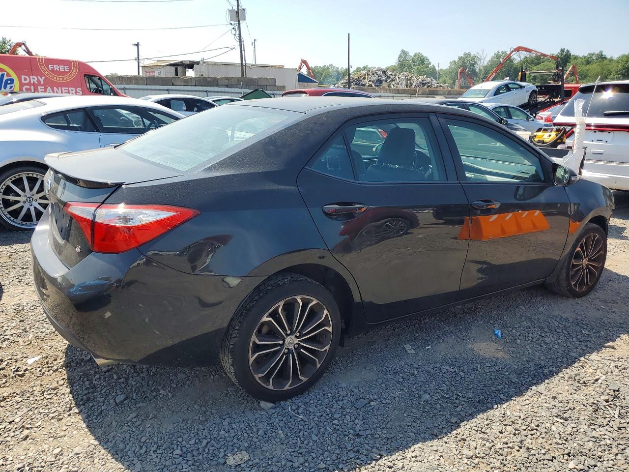 2015 TOYOTA COROLLA