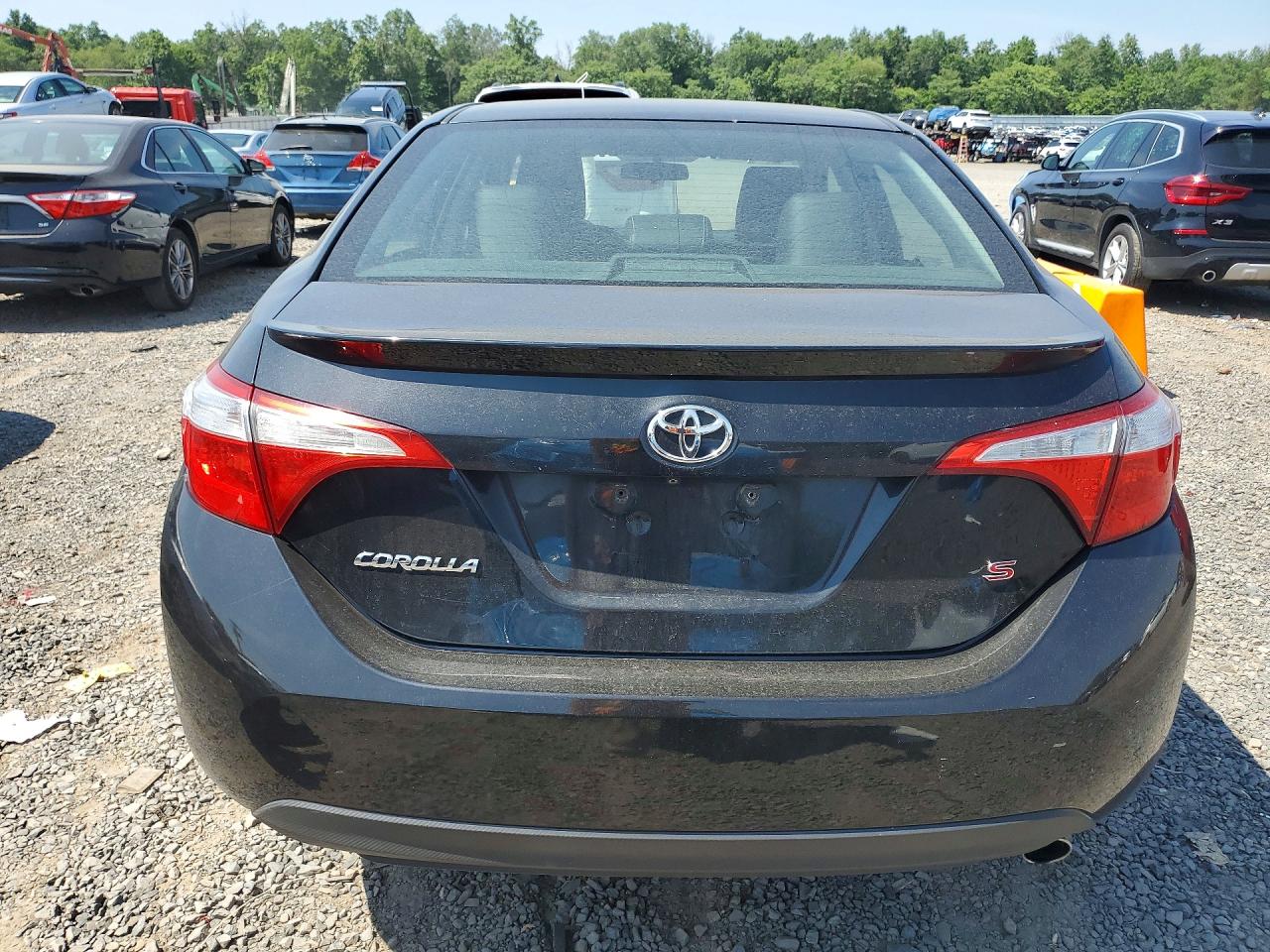 2015 TOYOTA COROLLA