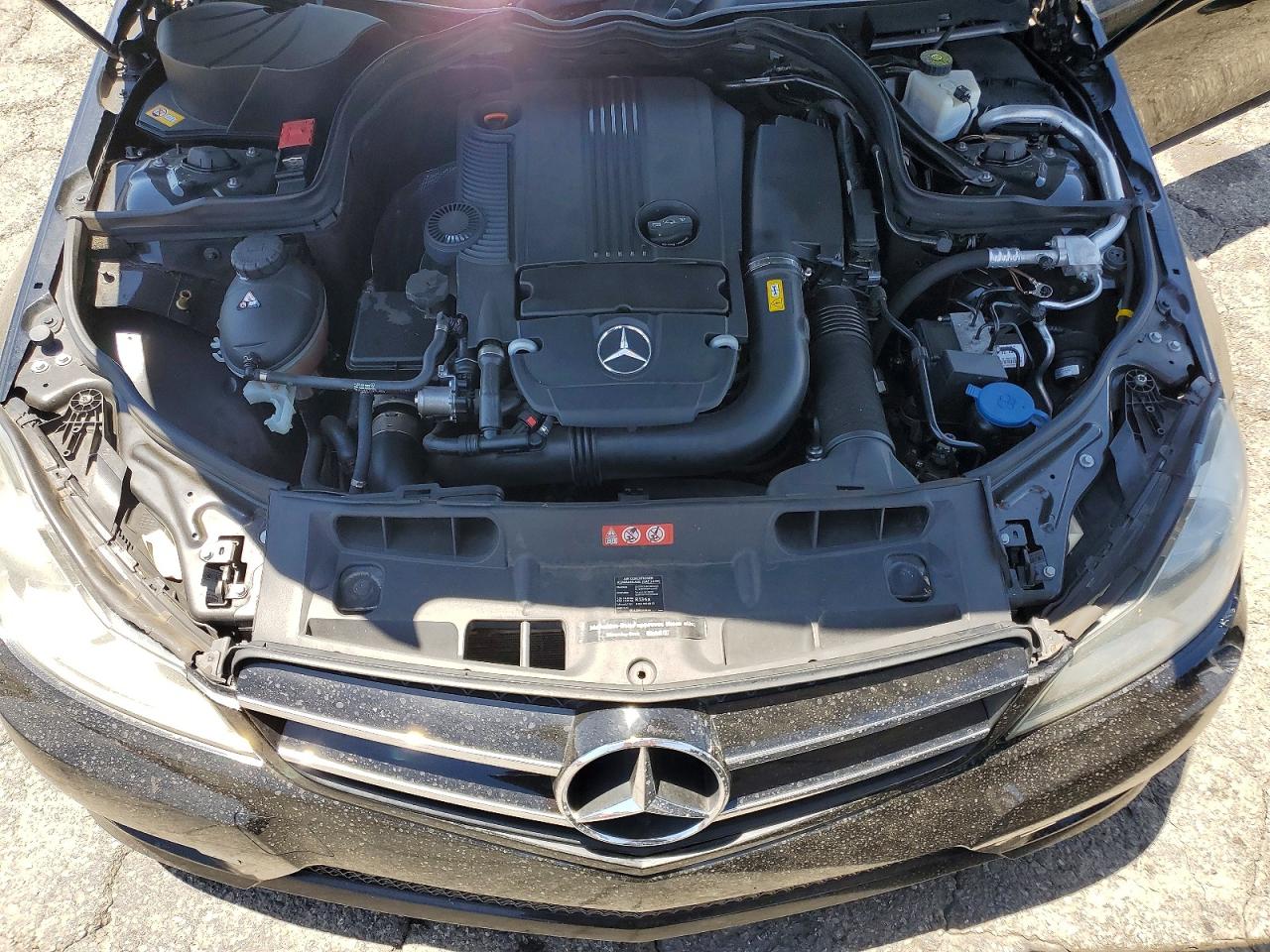 2015 MERCEDES-BENZ C 250