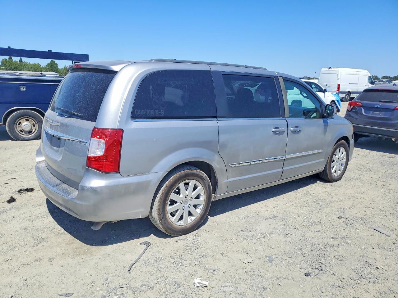 2014 CHRYSLER MINIVAN