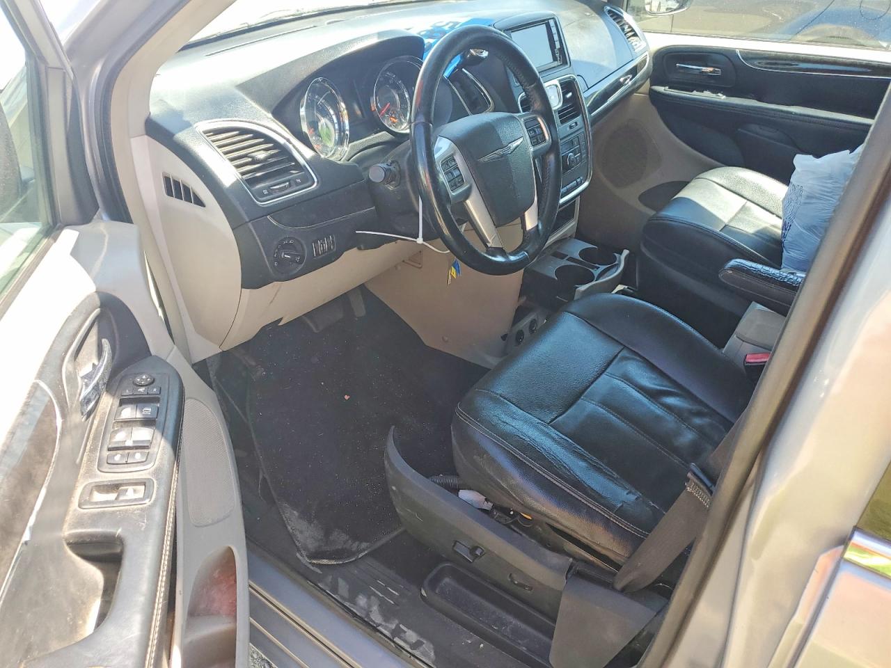 2014 CHRYSLER MINIVAN