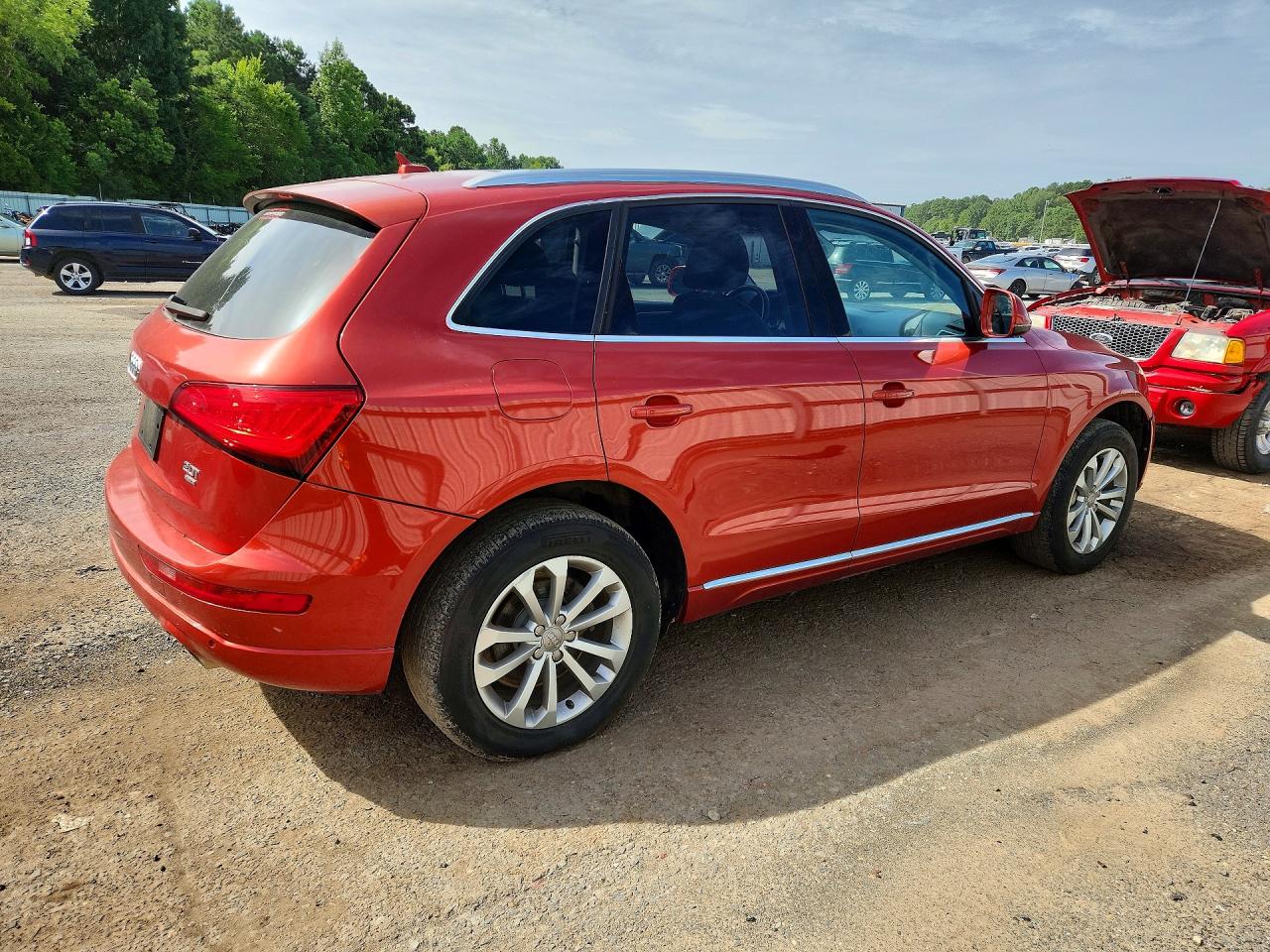2014 AUDI Q5