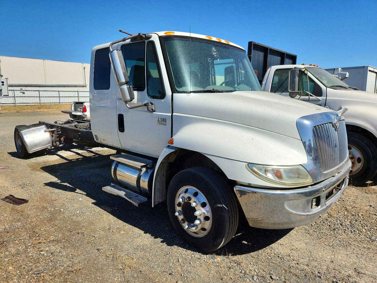 2007 INTERNATIONAL 4000 SERIE
