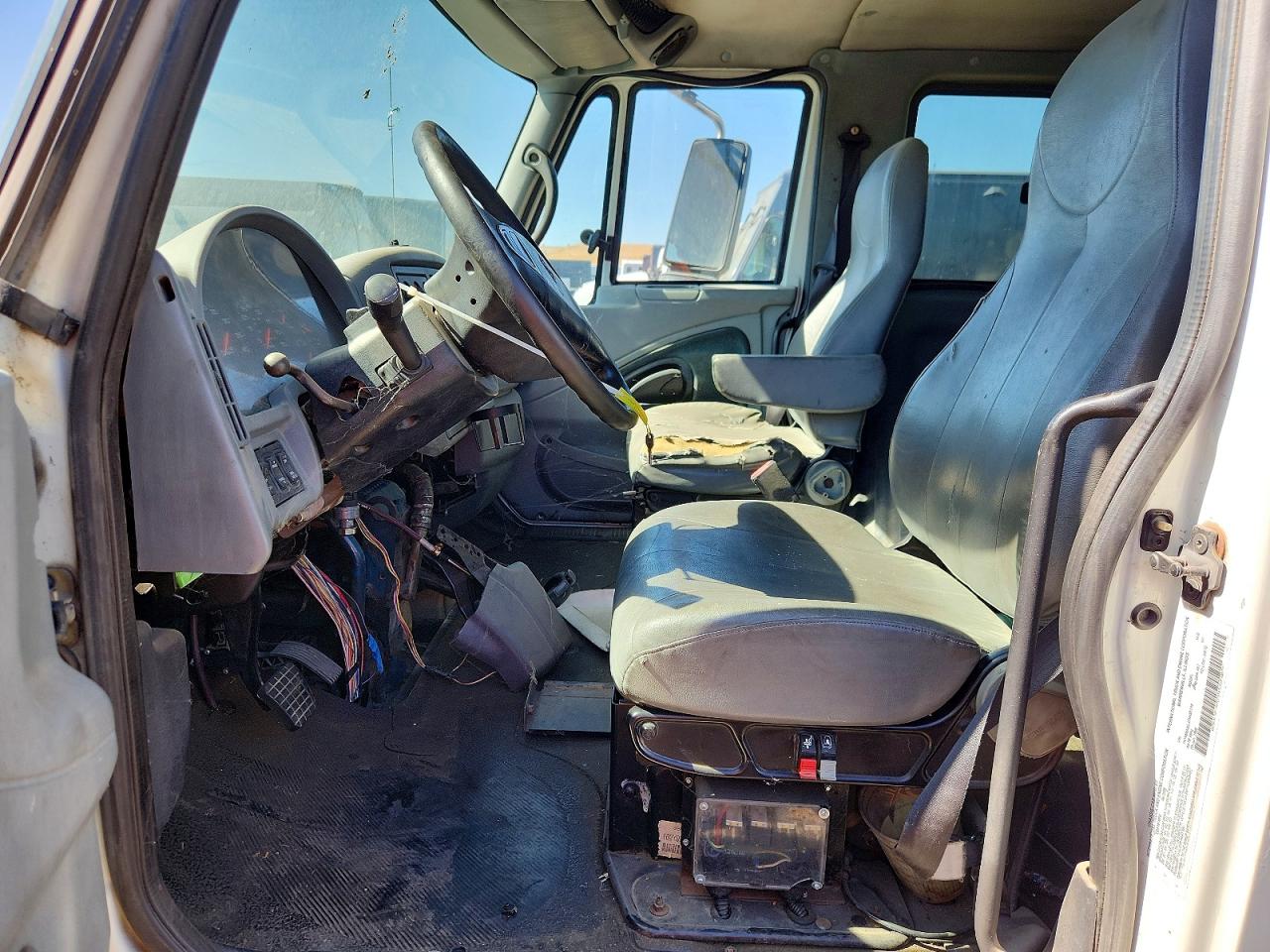 2007 INTERNATIONAL 4000 SERIE