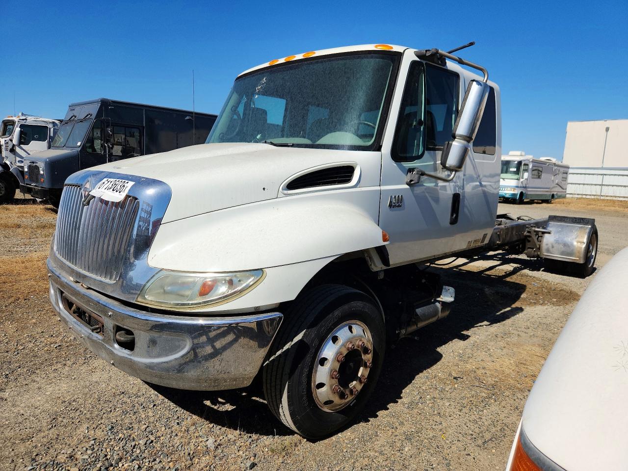 2007 INTERNATIONAL 4000 SERIE
