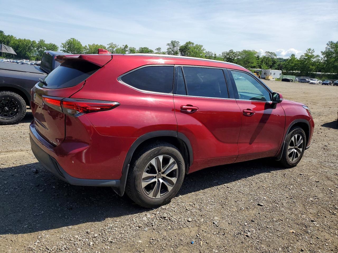 2020 TOYOTA HIGHLANDER