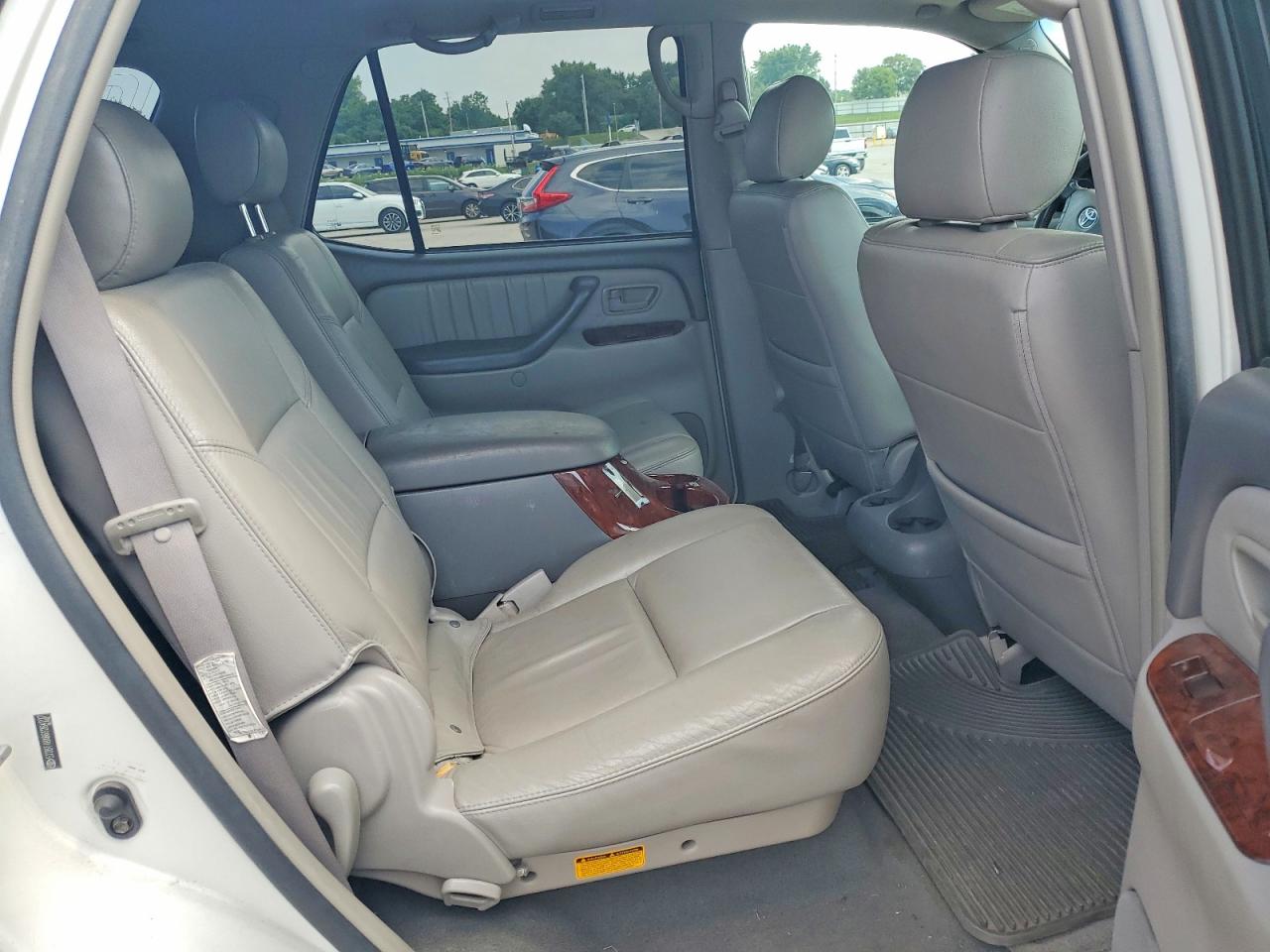 2006 TOYOTA SEQUOIA