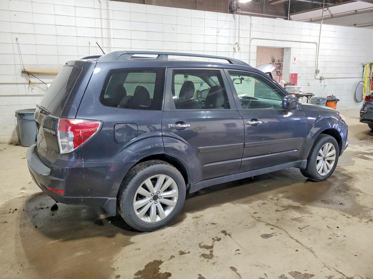2011 SUBARU FORESTER